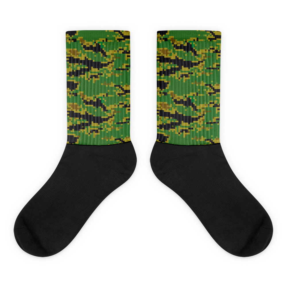 " Tiger Attack - Green " Graphic Sock